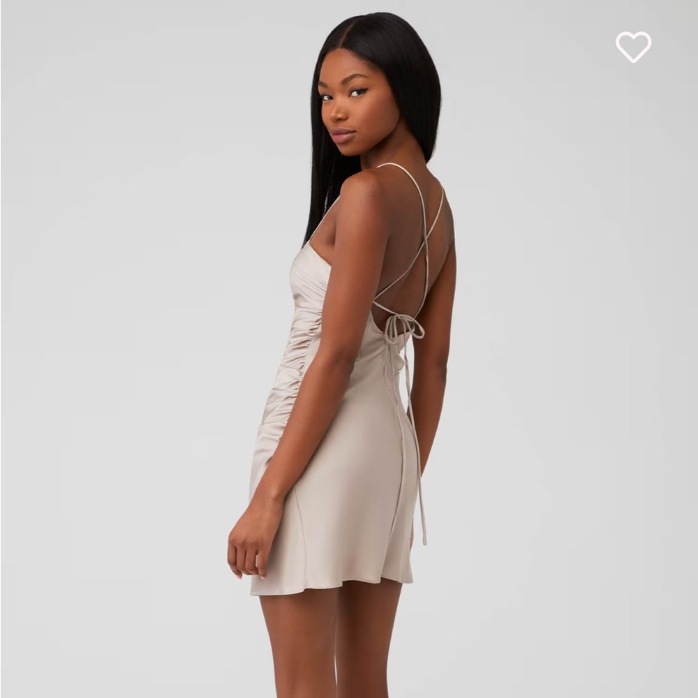 $99 msrp nwt line and dot mini dress champagne revolve small - Picture 6 of 6